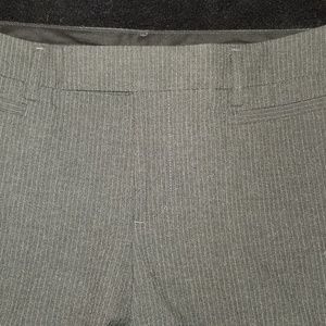 GAP SLACKS NEW WITHOUT TAGS NEVER WORN